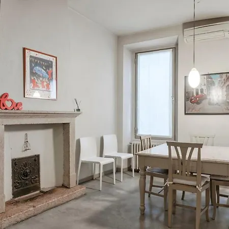 Appartamento Host4u - Loggia Square In Center Piazza Della Loggia&piazza Vittoria Brescia